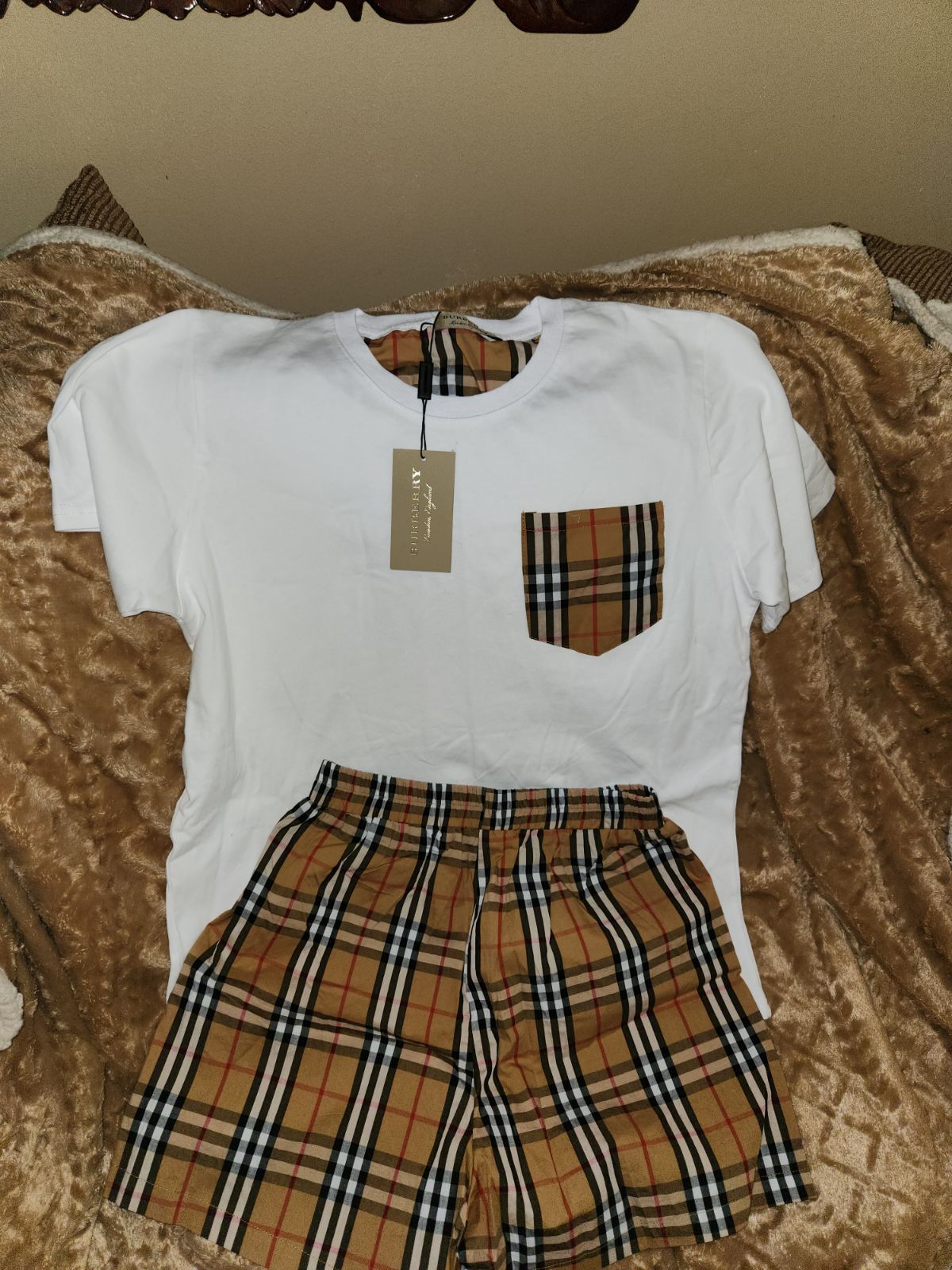 Burberry short set